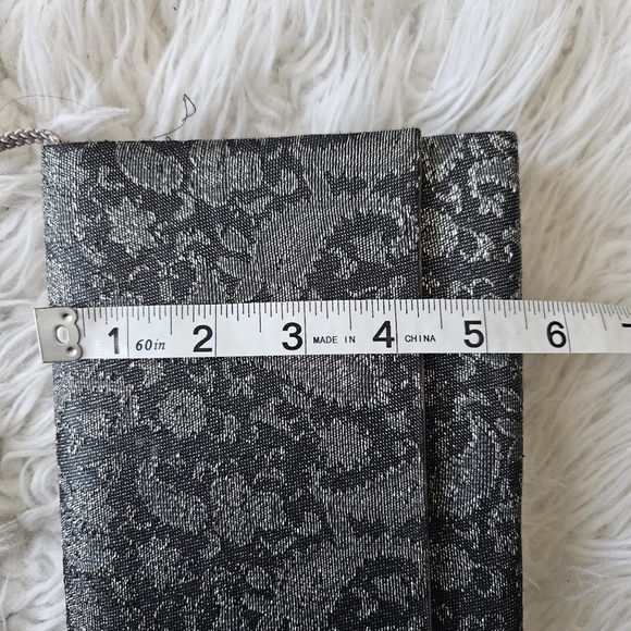 Black Paisley Pattern Evening Bag - Picture 4 of 5